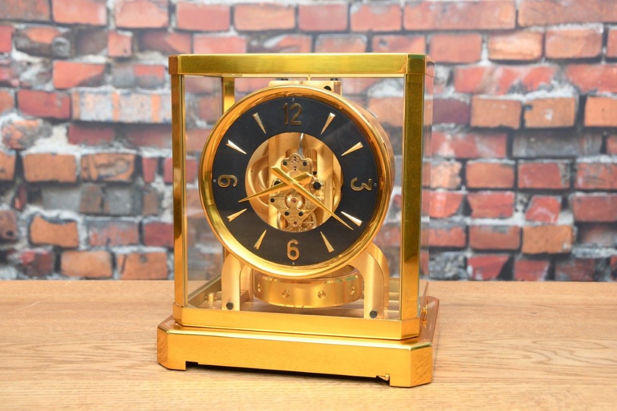 findus Verkaufsagentur - Referenzen - Jaeger LeCoultre Atmos Uhr